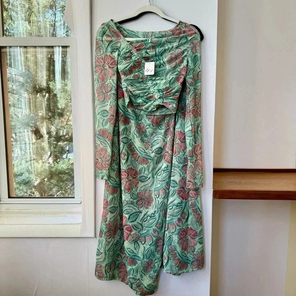 NWT Free People Supernova Set Two Piece Skirt Crop Top Long Sleeve Green Medium - Picture 5 of 17